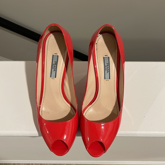 Prada Red Peep Toe Pumps Size EU 39.5 - Picture 5 of 16
